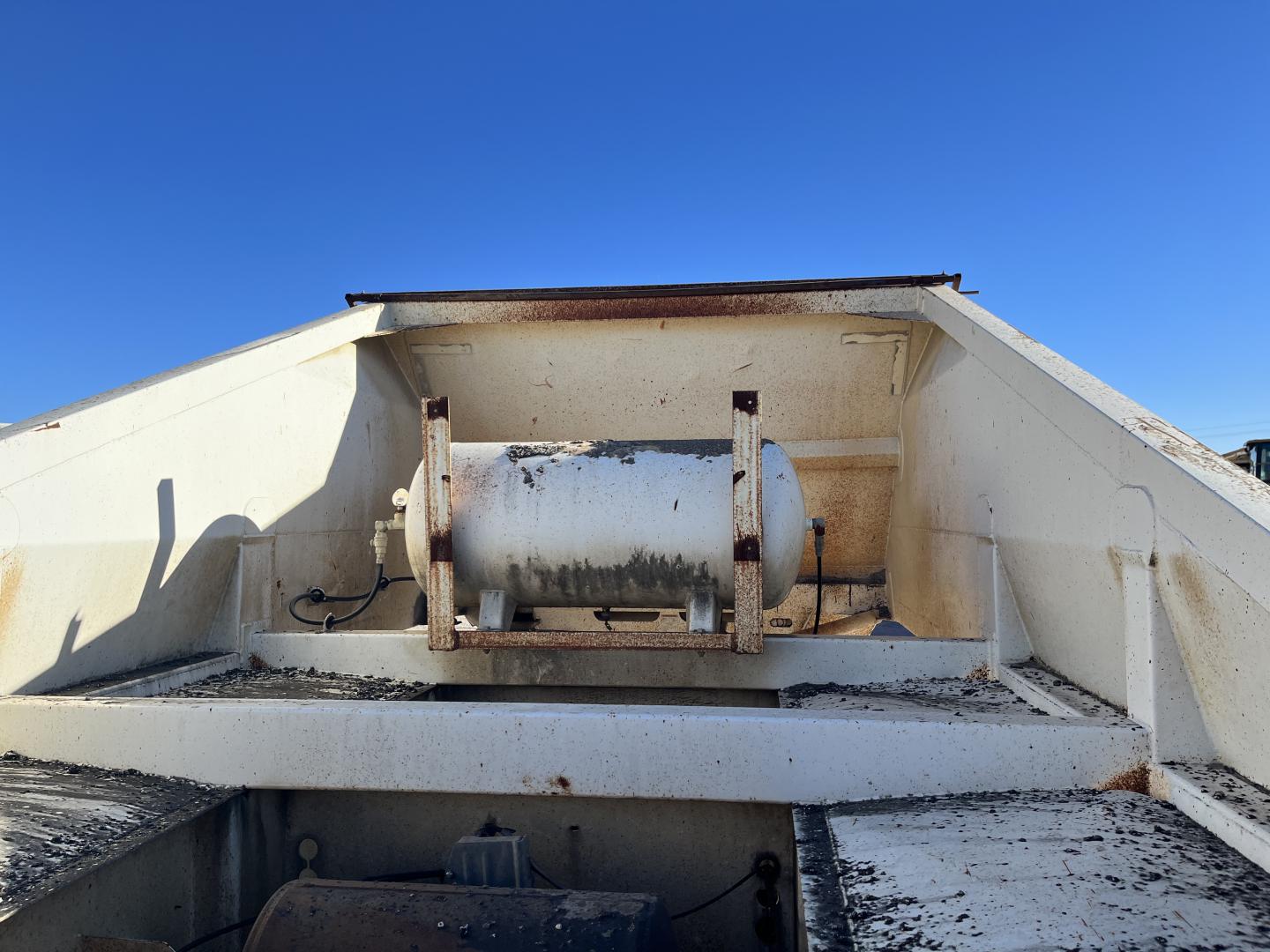 ./imagenes/INVOICE/2019/17338/GONDOLA MIDLAND MG40MC2000 (17).JPG